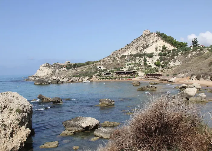 לינה וארוחת בוקר Giarrizzo ליקאטה